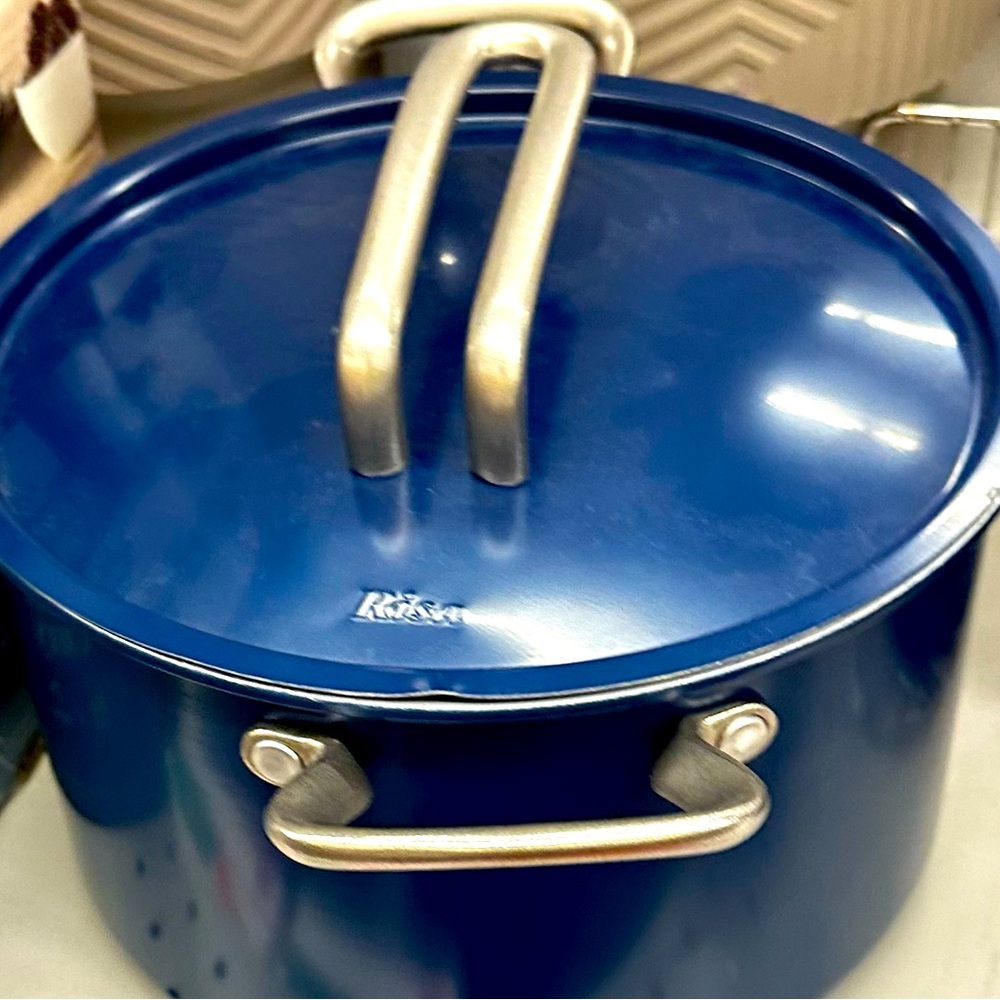 RISA Stock Pot By Eva Longoria 8 qt New In Box Safe Cookware All Stoves GRAY